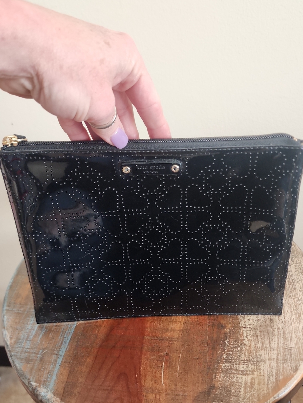 Kate Spade New York Jaquard Print Floral Black Studded Paient Leather Zip Pouch - Picture 4 of 10
